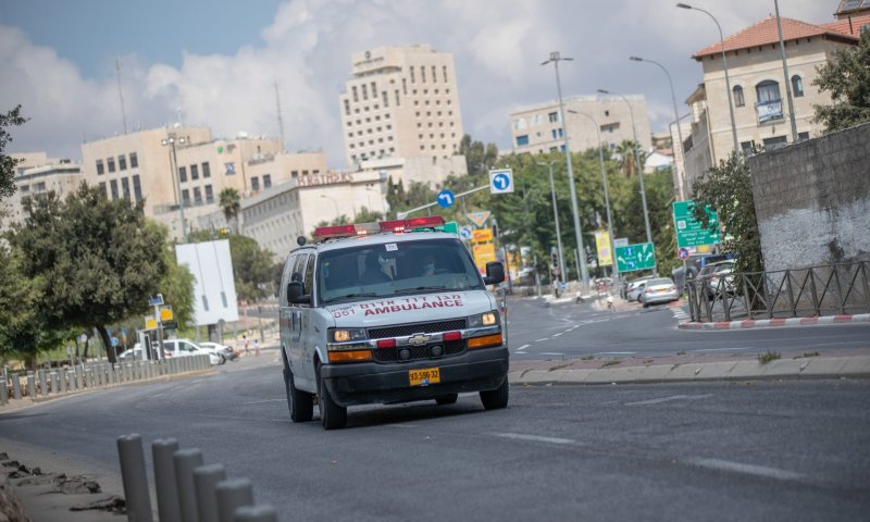 מכת חום: גבר כבן 40 במצב קשה בגדרה