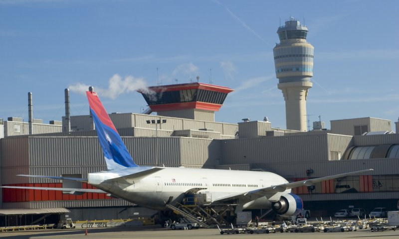 התקלה נפתרה: תנועת המטוסים מתחדשת בהדרגה