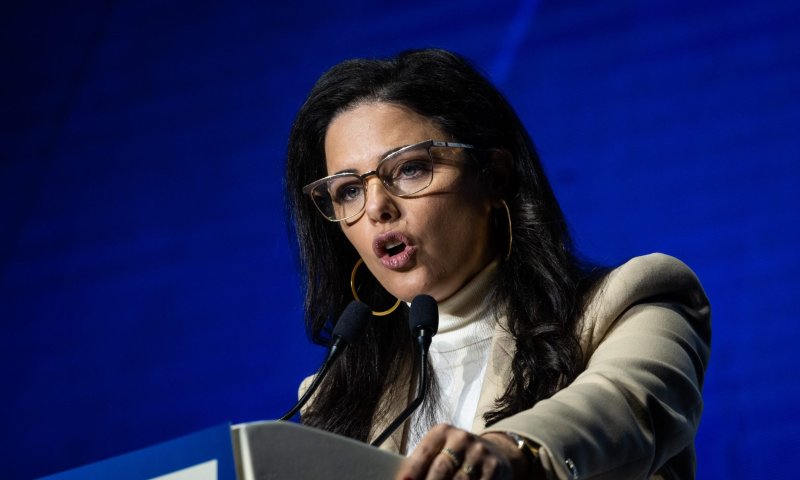 שגרירות אוקראינה עותרת לבג"צ נגד איילת שקד