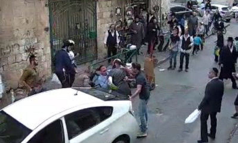 תביעה: בלש משך אברך חרדי מהזקן. צפו