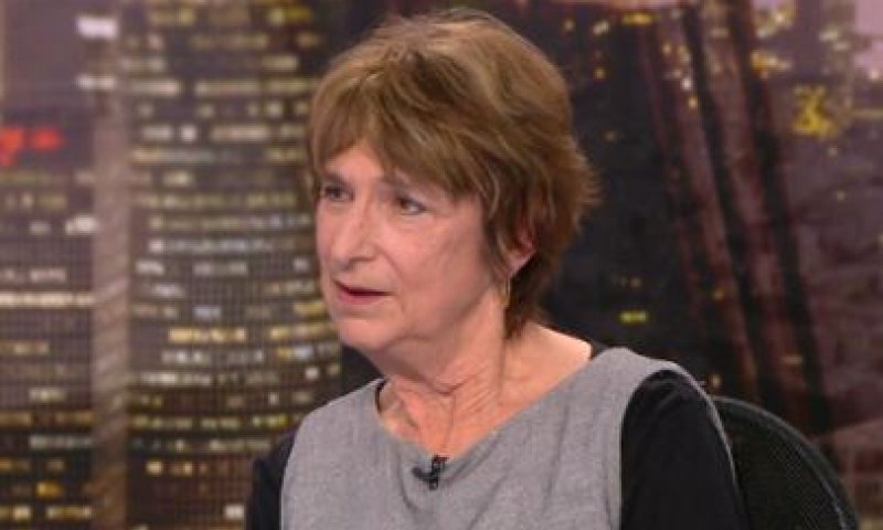 צפו: אמו של נפתלי בנט מגיבה למתקפה על בעלה