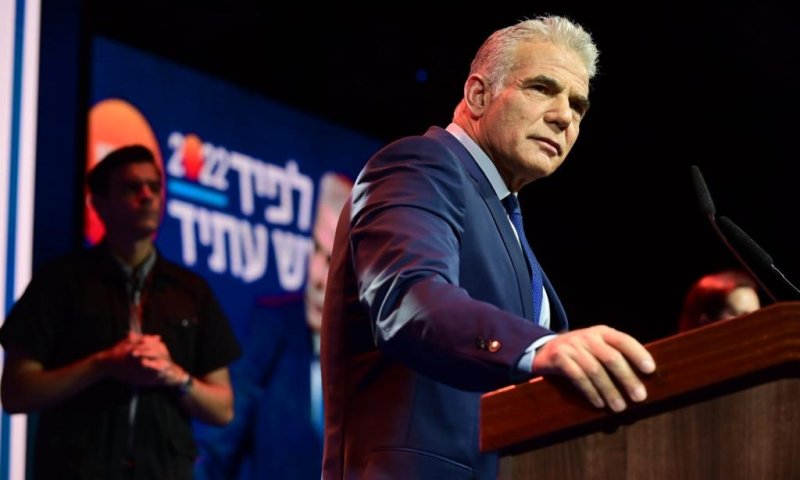 "רוצח אותך היום": חקירה נגד תושב שאיים על לפיד