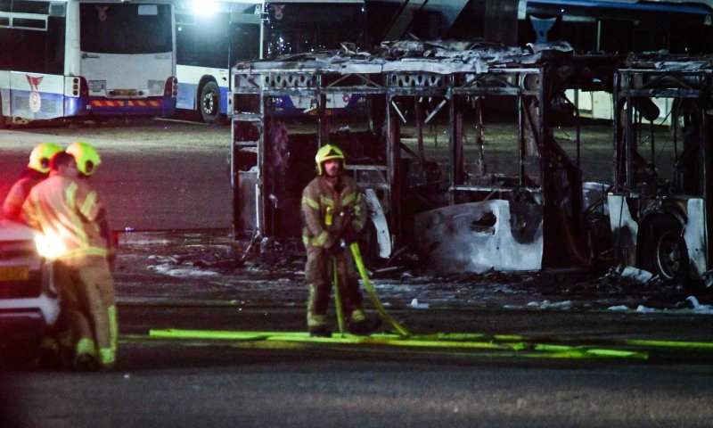 חשד למגה פיגוע: 3 אוטובוסים התפוצצו; 2 מטענים אותרו