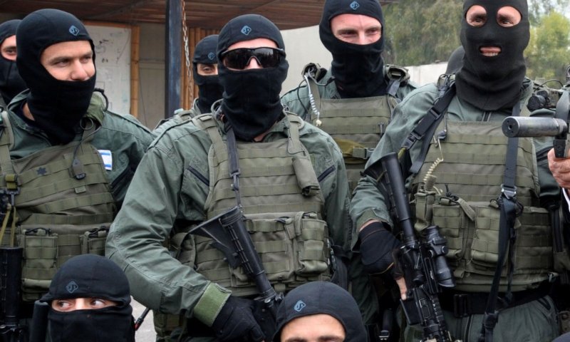 שמעון פרס מפרגן: "יחידת הימ"מ היא הטובה ביותר בעולם"