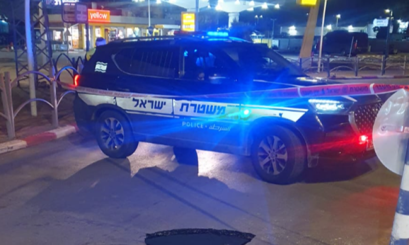 נזקי מזג האוויר | בור נפער בכביש: "אל תגיעו למקום"