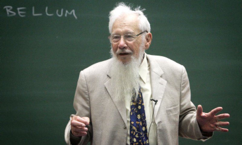 פרופ' אומן: נתניהו עושה הרבה טעויות