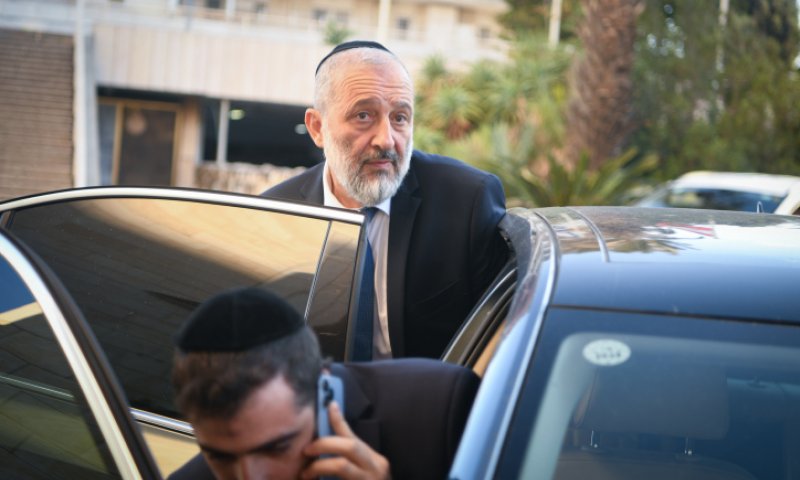 גם ש"ס תוקפת: איך זה יכול להיות? אנחנו שותפים