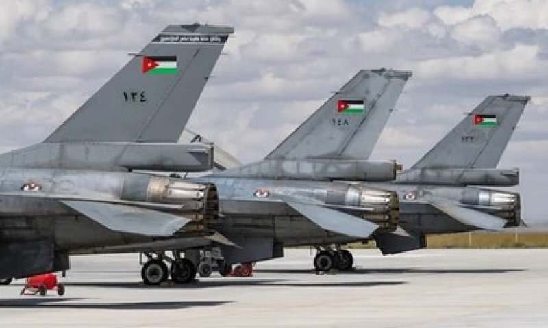 דיווח: ירדן מאיימת בפתיחת מלחמה אם יגורשו פלסטינים לשטחה