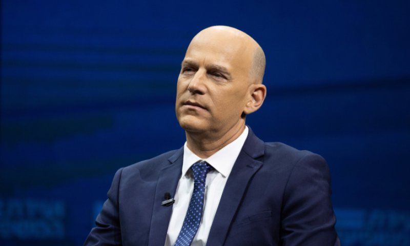 גיא פלג טוען: אלה האנשים שיכולים להחליף את נתניהו