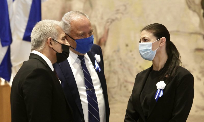 מיכאלי עוקצת את לפיד: עדיף מאוחר מלעולם לא