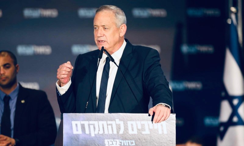 גנץ: "אני מציע לנתניהו להחיל ריבונות בעוטף עזה"