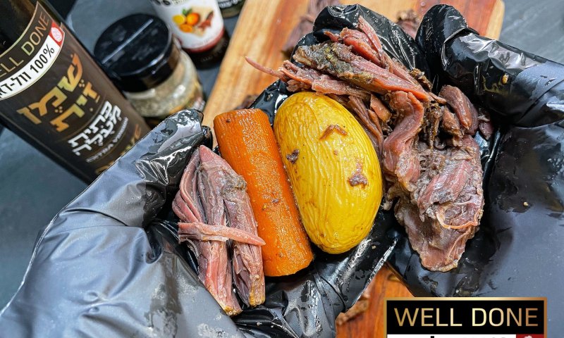 מתכון לרולדת בשר עסיסית עם נתח  פרנץ' רוסט (צוואר)