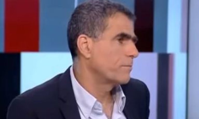 ימות המשיח &bull; צפו:איש מרצ מרעיף שבחים על נתניהו