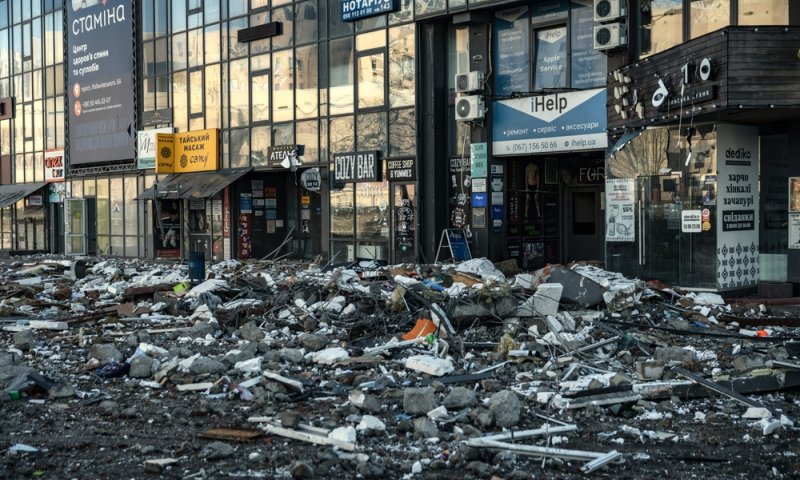 עשרות הרוגים בחרקוב, מריופול נצורה בלי חשמל