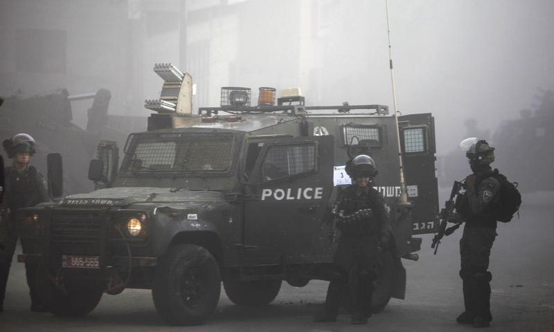 אירוע פלילי באריאל: חמושים פרצו את מחסום הכניסה לעיר