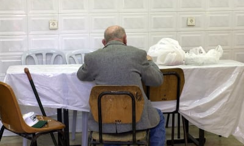 מנהל העמותה קנה לעצמו דירה מכספי בית התמחוי