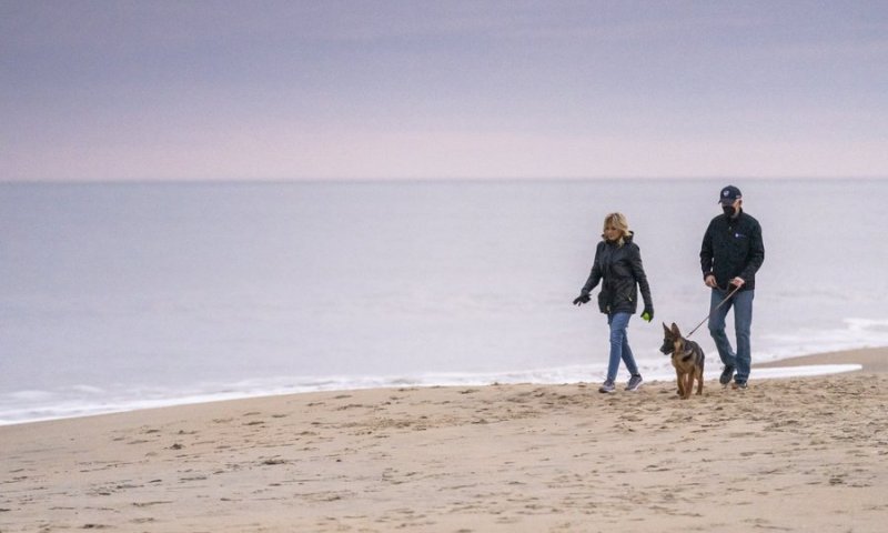 מנהיג העולם החופשי וחברו הטוב יצאו לטיול