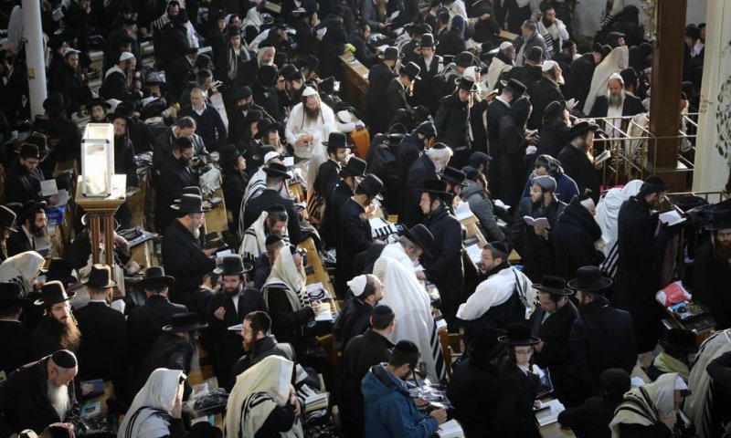 צפו: רבבות במעמד התיקון הכללי באומן