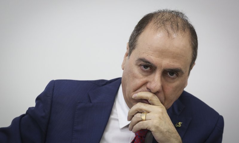 סילבן שלום הודיע על פרישה מהחיים הפוליטיים