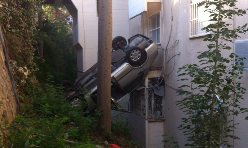 ככה נראה נס: הרכב נפל לתהום &ndash; הנהג נפצע קל