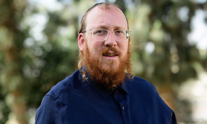 ברל'ה קרומבי נגד משה פייגלין: מכור ששורף קולות