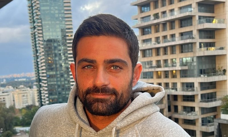 גיא איתן ביום האהבה: "כל מה שאני רוצה זה לחגוג עם אשתי"