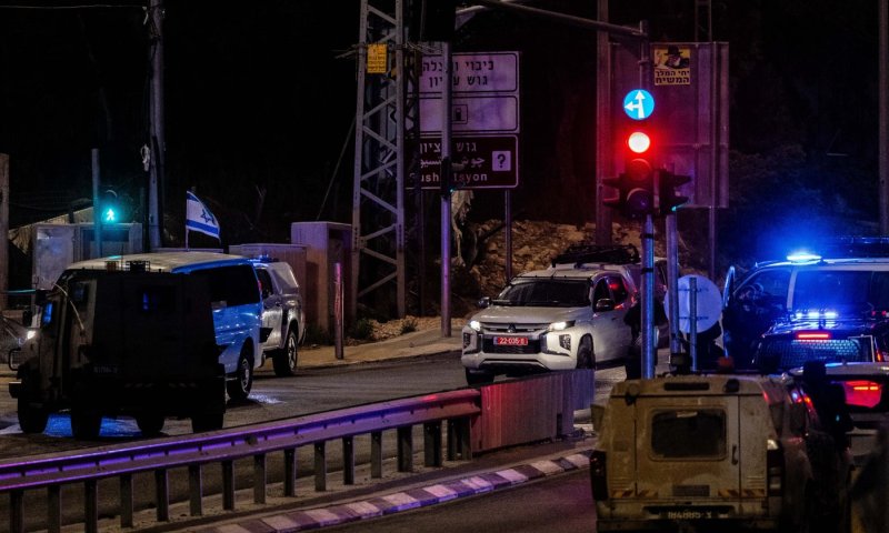 הוסר החשש במיצד: זוהה אזרח ישראלי עם לוחית מאולתרת