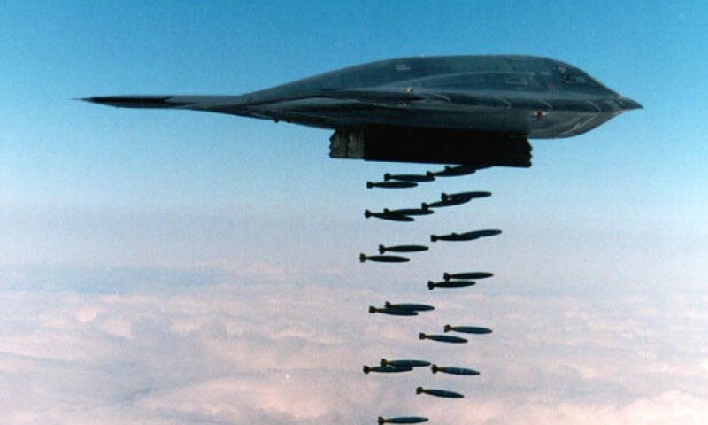 השמדת עיר טילים תת קרקעית: ארה"ב חושפת את מתקפת מפציצי ה-B2