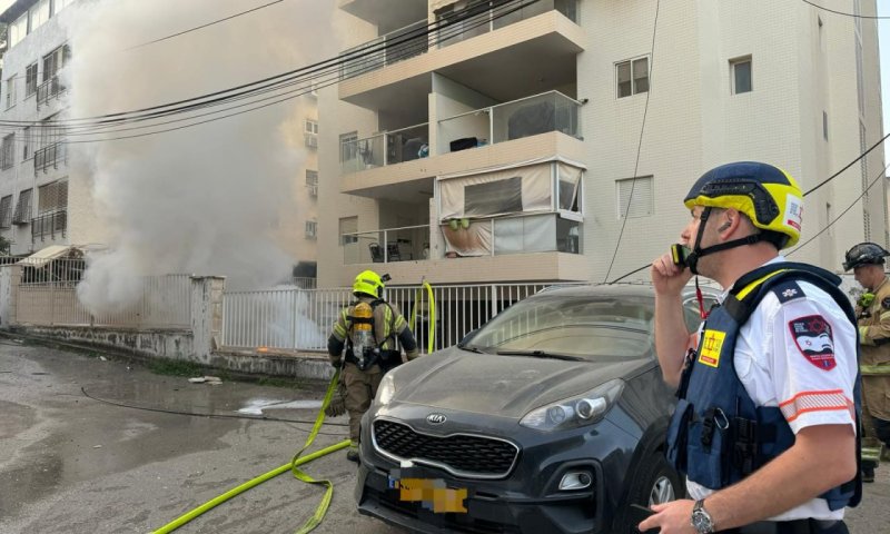 בעקבות ירי הטילים: 3 פצועים במרכז, גופות הלכודים חולצו בחיפה