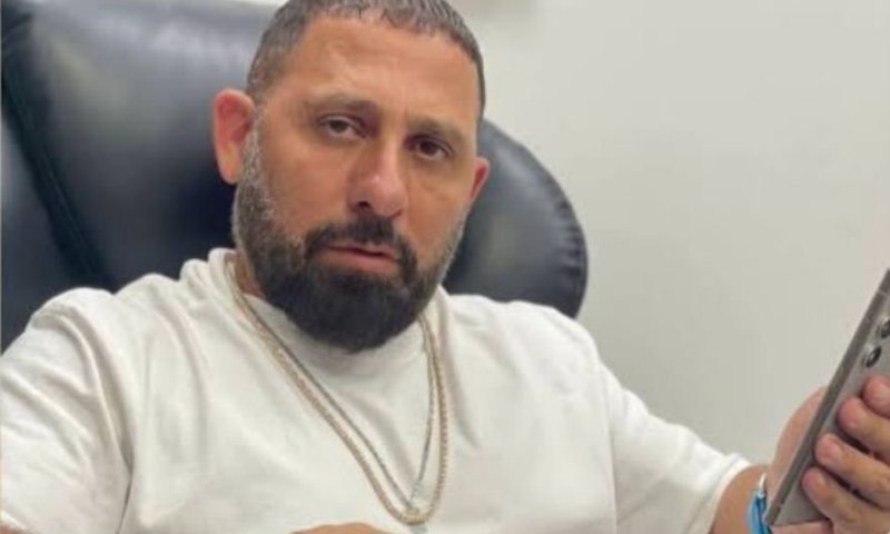 הפודקאסטר אשר בן עוז מסתבך