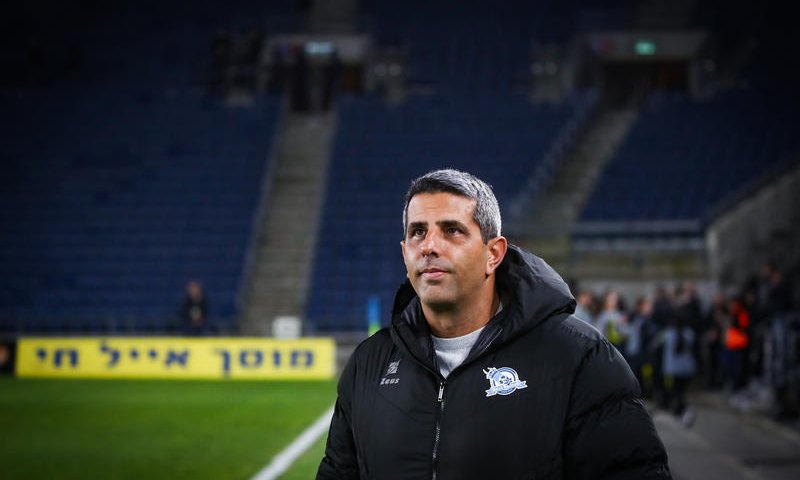 לאחר שהותקף: תביעת הענק של המאמן נגד סכנין