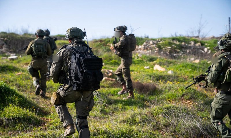 המחבלים זוהו ברכב וחוסלו: צה"ל מפרק את מחסני הנשק בלבנון