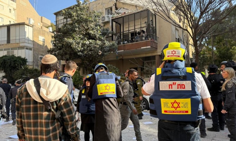 מטחי טילים מאיראן