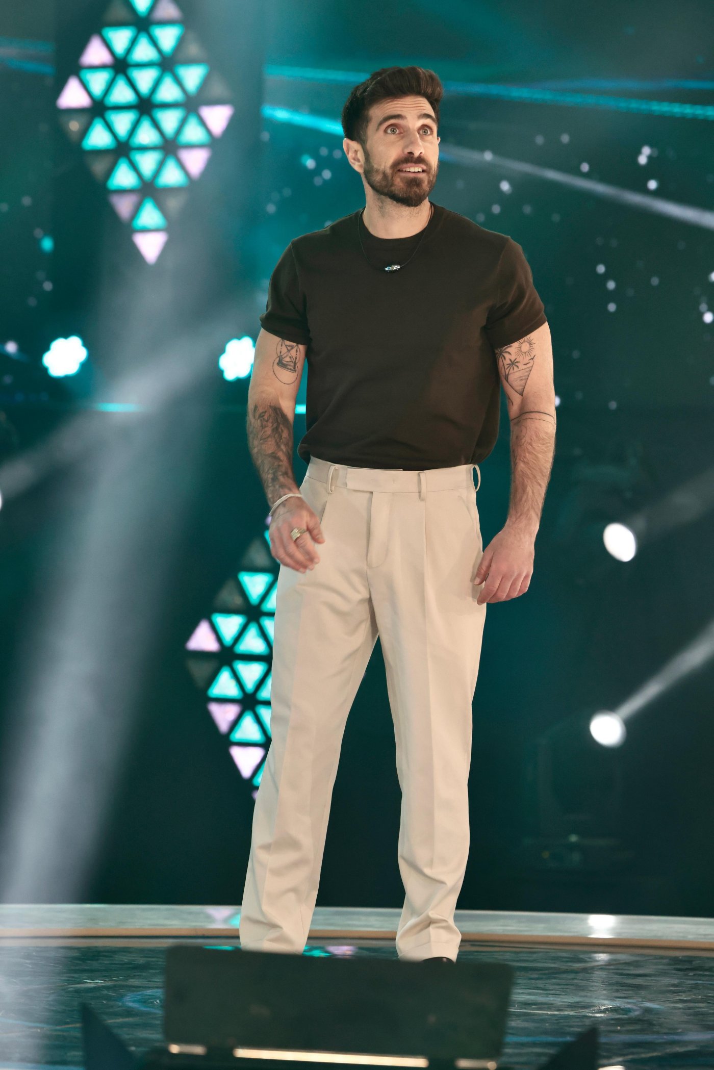 באדיבות רשת 13