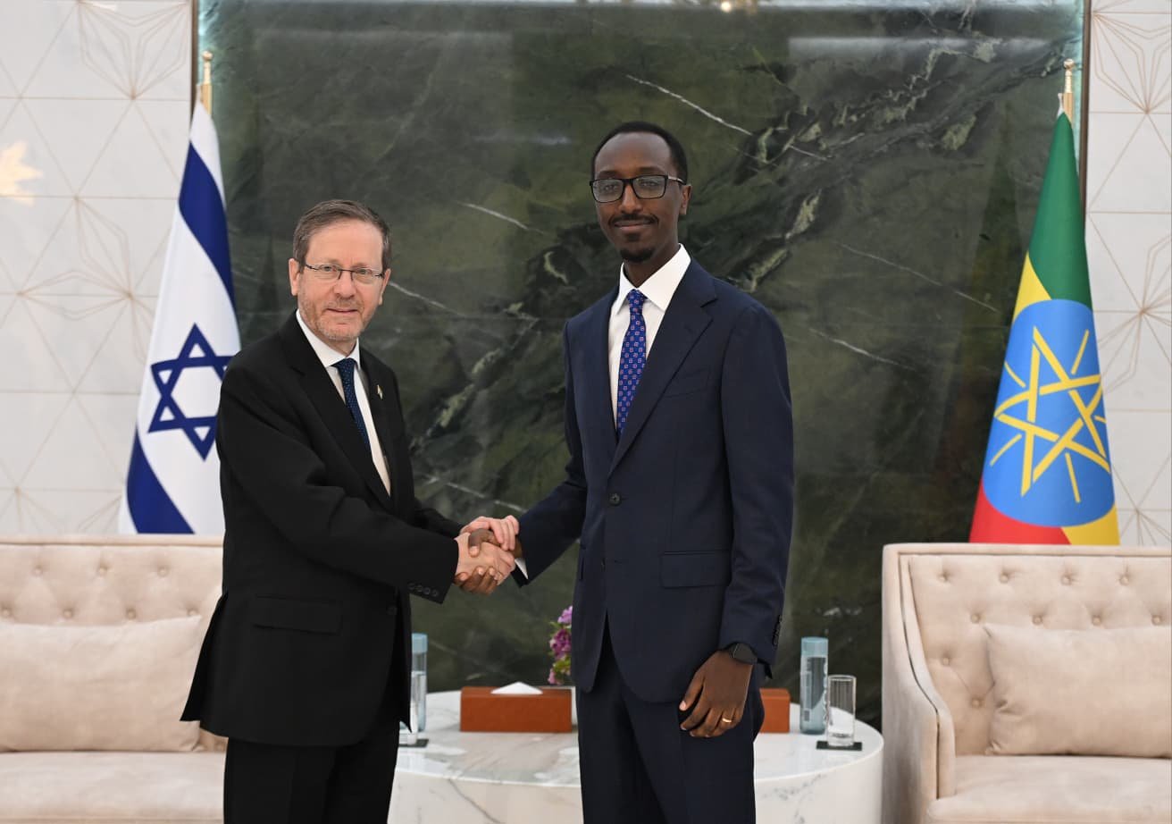 חיים צח/לע״מ