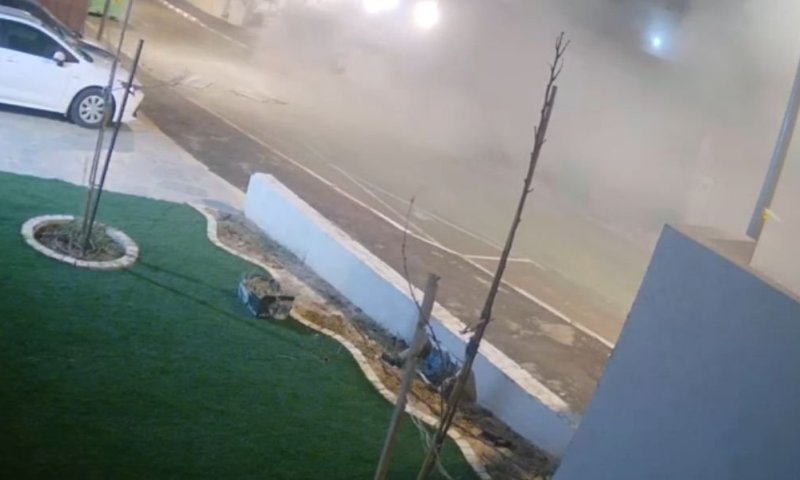 פיצוץ ענק והרס מוחלט: פגיעה ישירה בבית בעשהאל. צפו