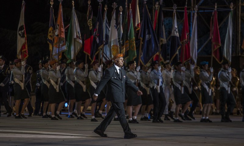  הנשיא הרצוג ספד לדוד רוקני: "הסמל של טקס המשואות"