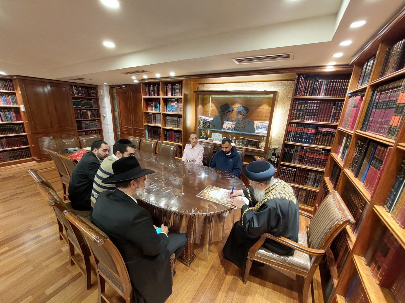 איציק אוחנה 'כיכר השבת' ו'הרבנית של האינסטגרם' 