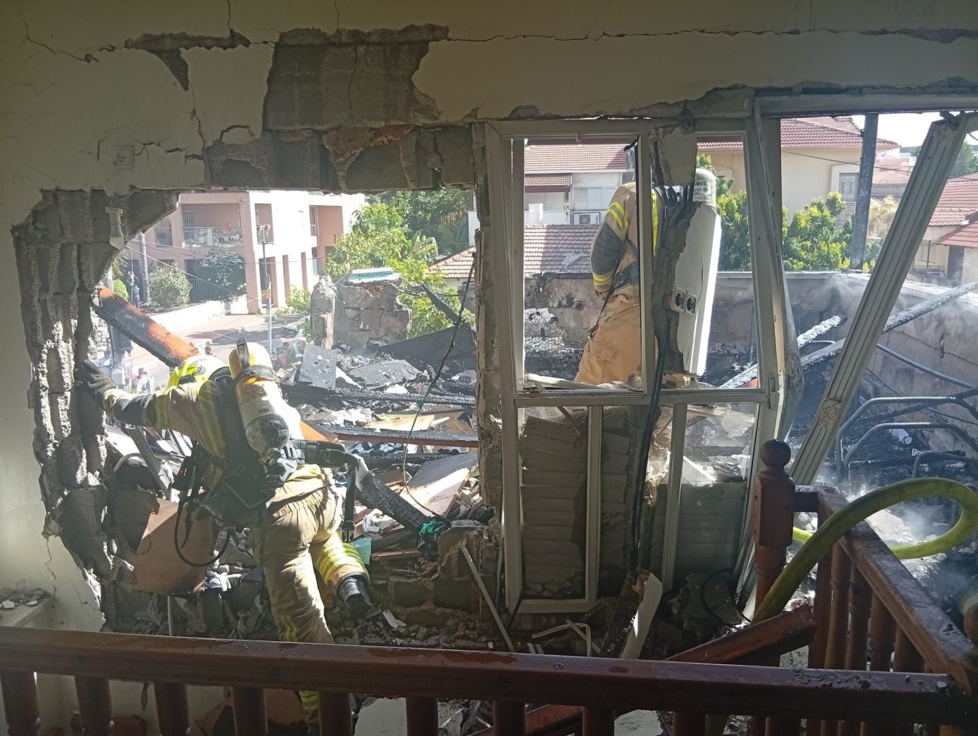 דוברות כבאות והצלה