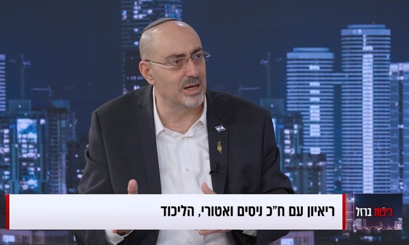 ח"כ ואטורי על גלנט: שקרן, נתניהו דפק על השולחן עם פטיש 5