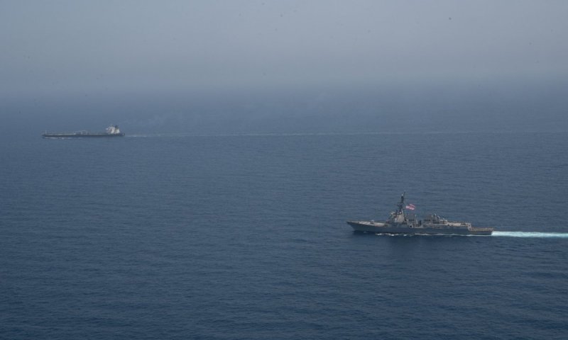 המצור נמשך: ספינה איראנית נוספת נחסמה על ידי הצי האמריקאי