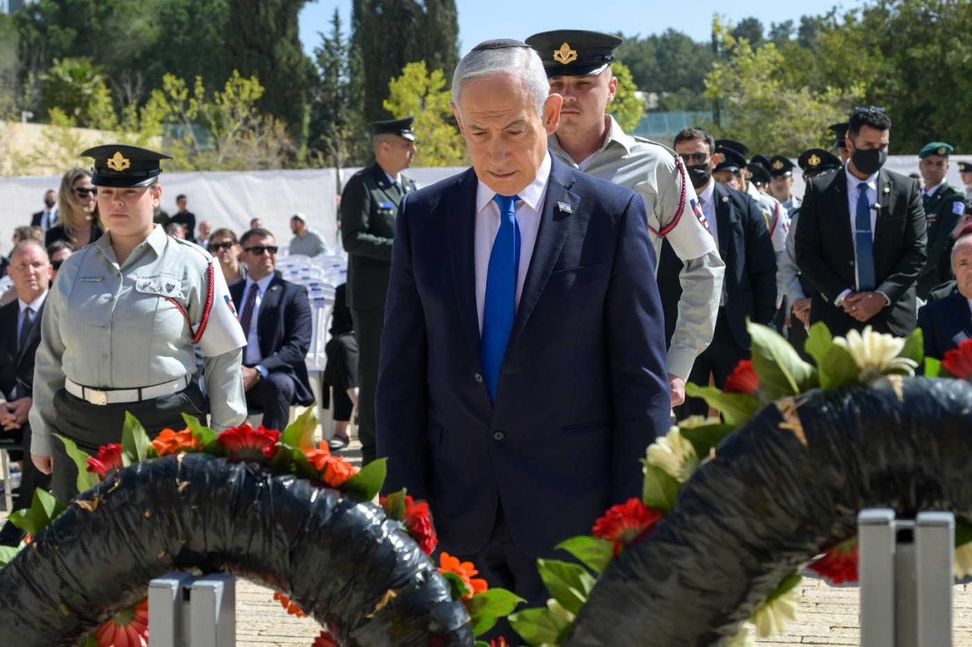 - ⁠סטילס: מעיין טואף/ לע״מ.