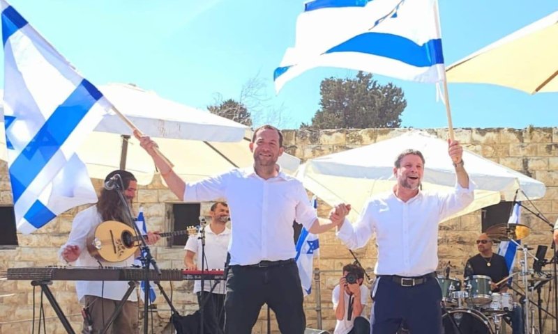 "חזרנו הביתה": 10,000 חוגגים את יום העצמאות בשאנור