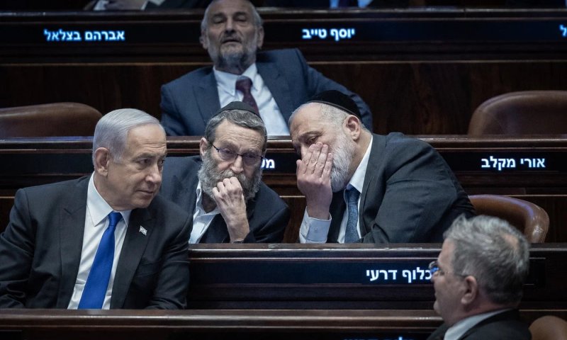 לא "משבר דרמטי" ולא כלום: משחק מכור של החרדים ונתניהו 
