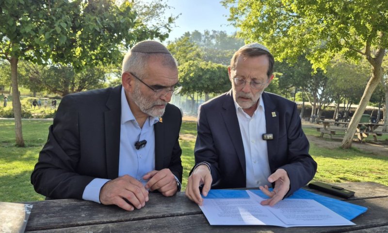 איחוד ראשון בימין: משה פייגלין ומיכאל בן ארי ירוצו יחד