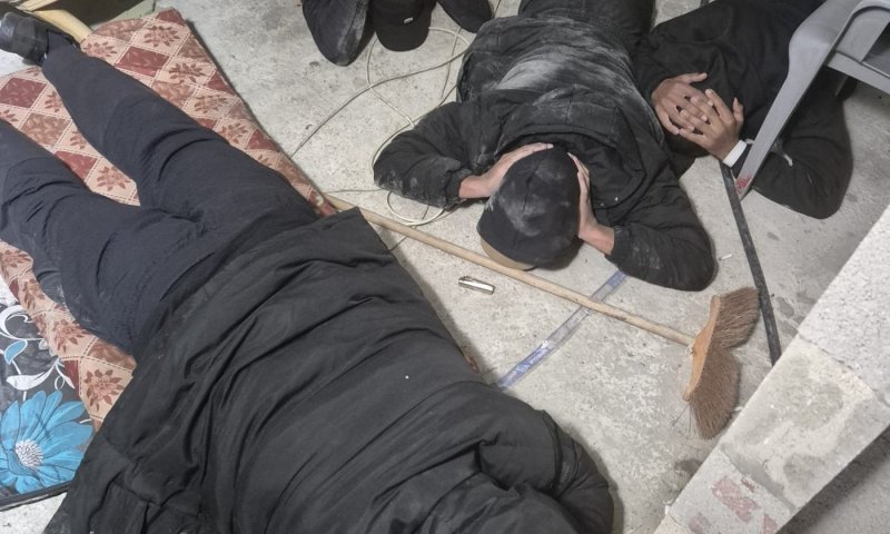 אחרי גל הרציחות: פשיטה לילית ברהט. 13 חשודים נעצרו