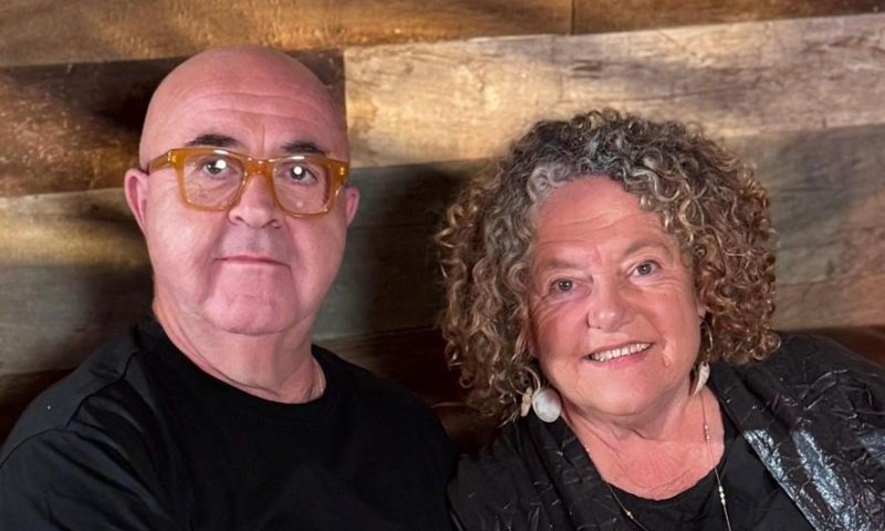 40 שנות יצירה: לאה שבת משיקה "על אמת" עם שמוליק נויפלד