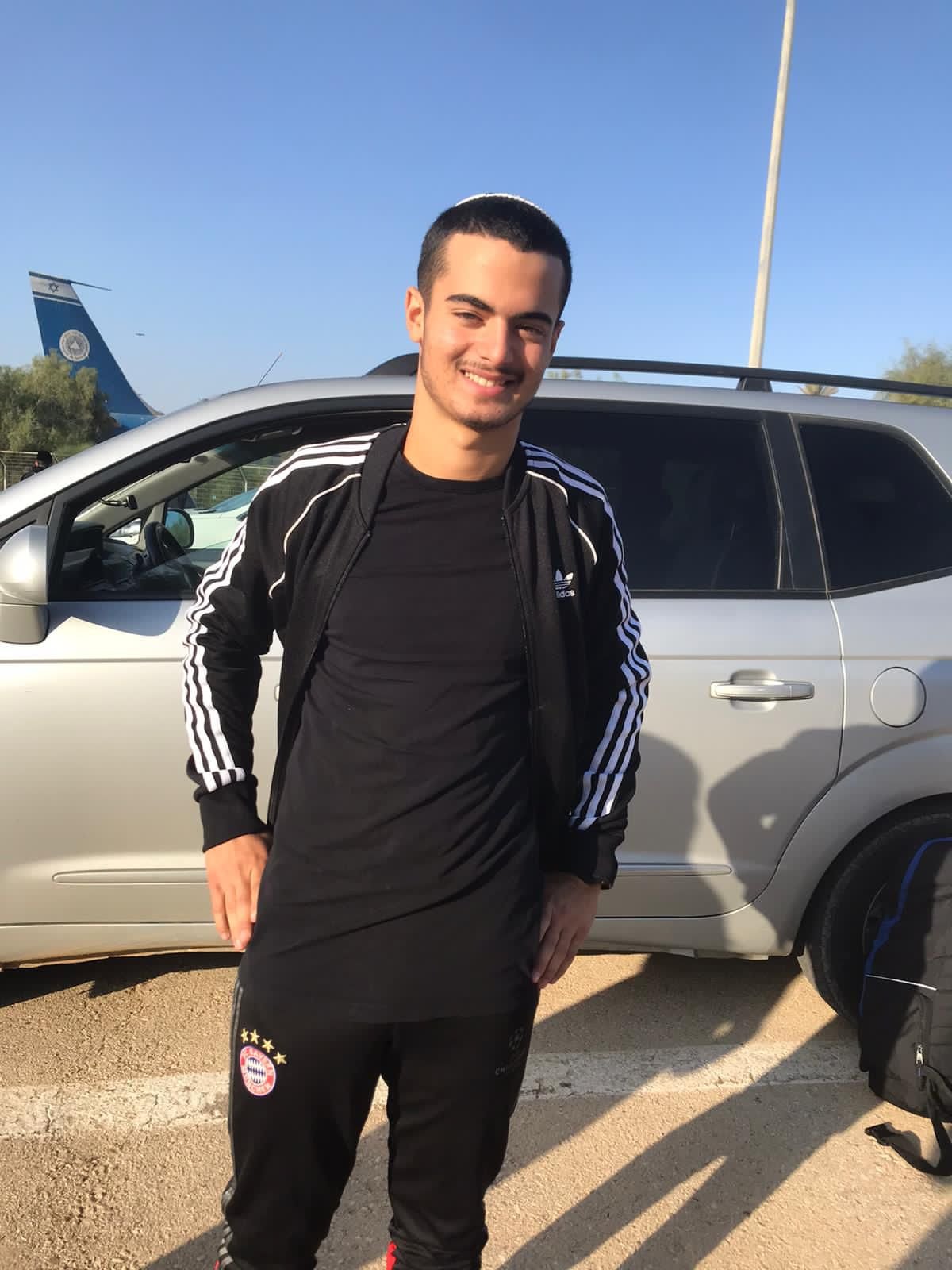 באדיבות המשפחה