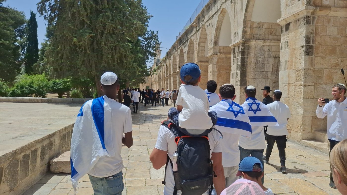 בידינו