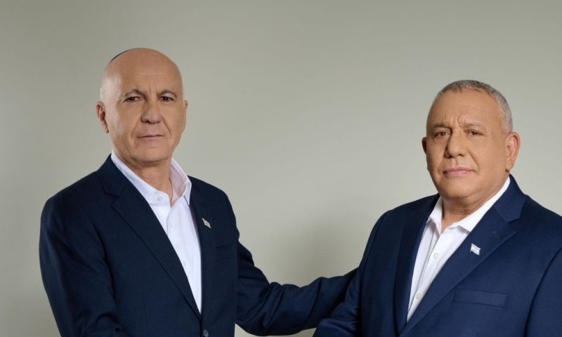 כצפוי: ראש השב"כ הסרוג מצטרף למפלגתו של איזנקוט